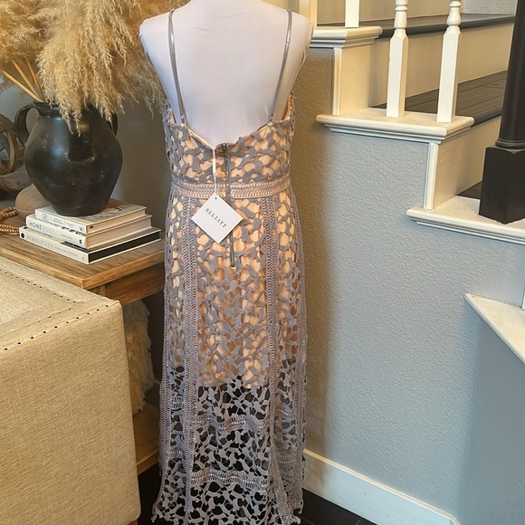 ELLIATT Lace Midi Dress V Neck Spaghetti Straps Size Large - Picture 6 of 8
